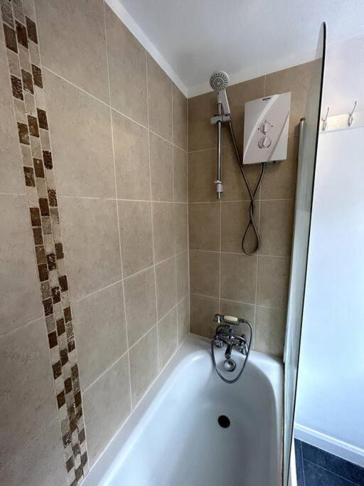 Perfect Home From Home In Stoke On Trent Etruria Εξωτερικό φωτογραφία